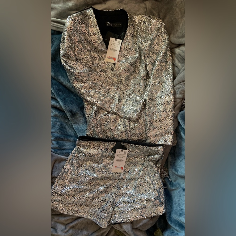 NWT Limited Edition Zara Silver Sequin Jacket (L) and Shorts (XL) Set
